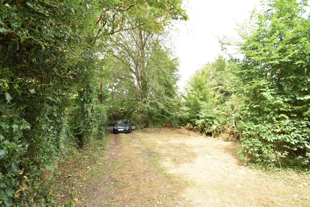 Property photo 2 of 21 Picture No. 43