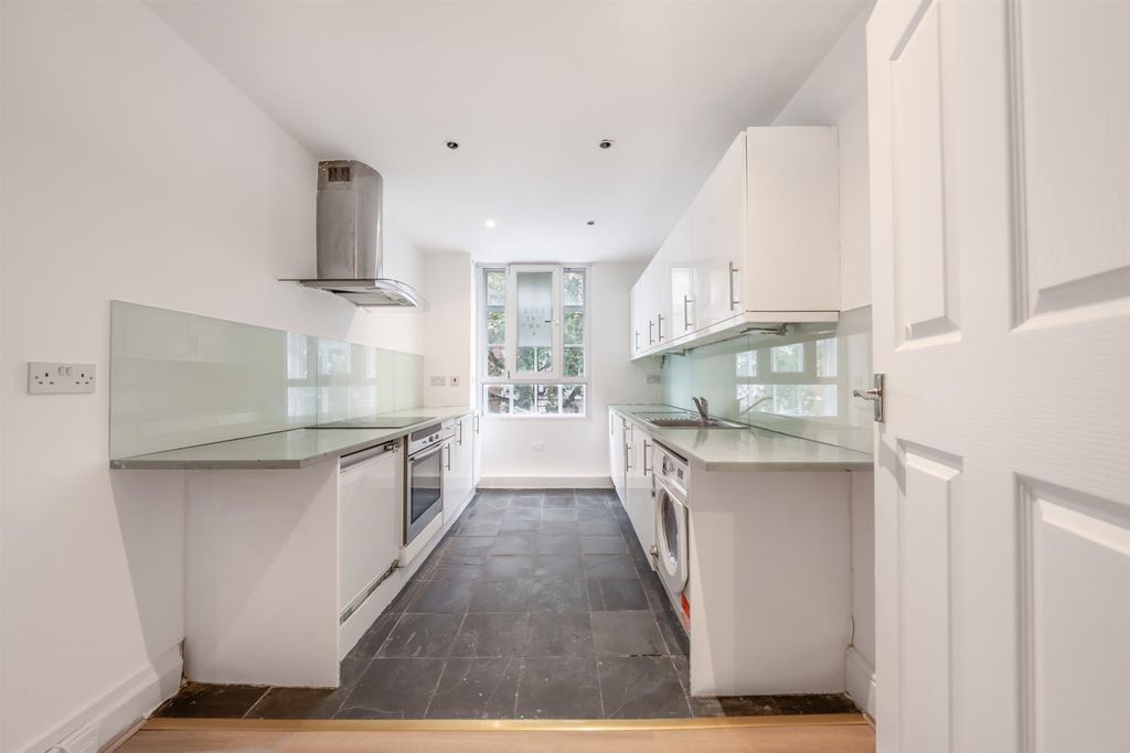 Property photo 3 of 20 Dsc00950-Hdr-Edit-2.Jpg