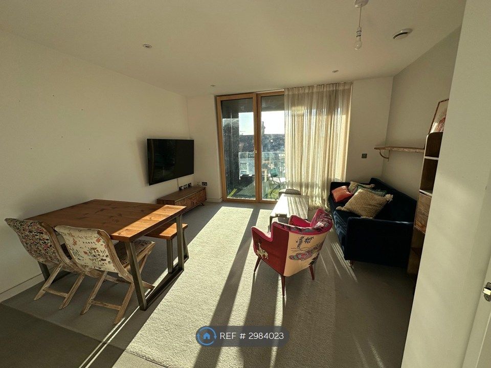 Property photo 2 of 11 Open Plan Living Room