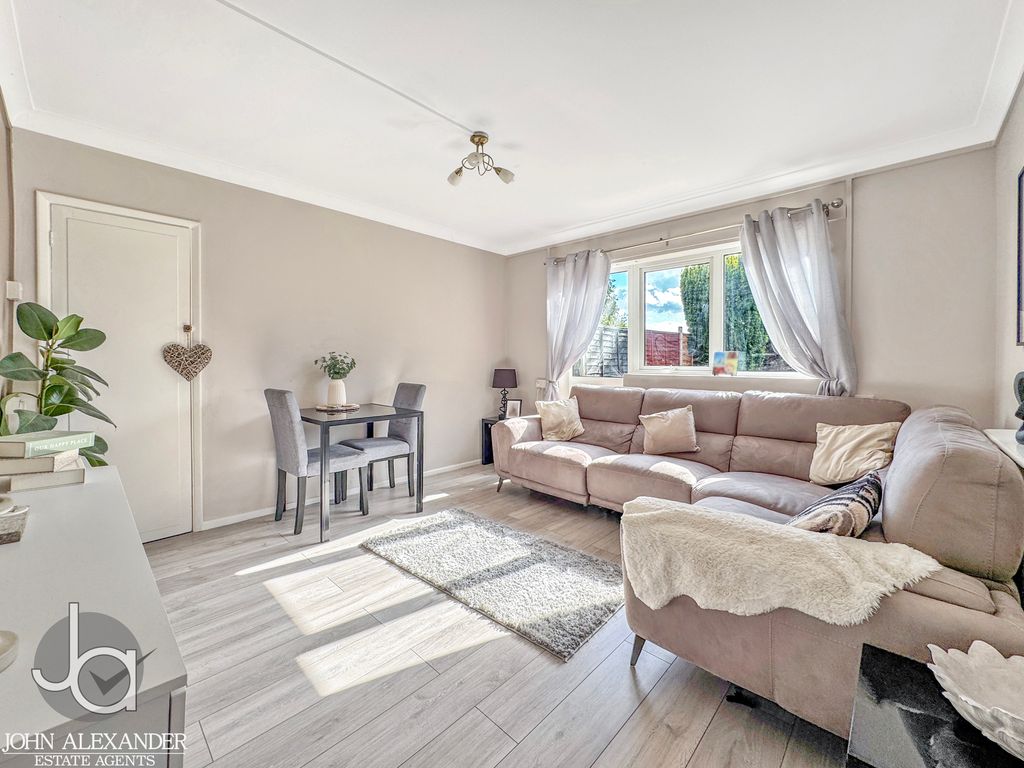 Property photo 3 of 20 20250912_152925634_0.5