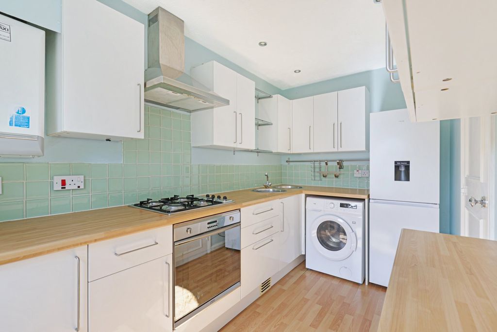 Property photo 2 of 13 Kitchen