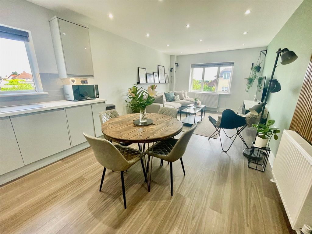 Property photo 2 of 9 Picture No. 02