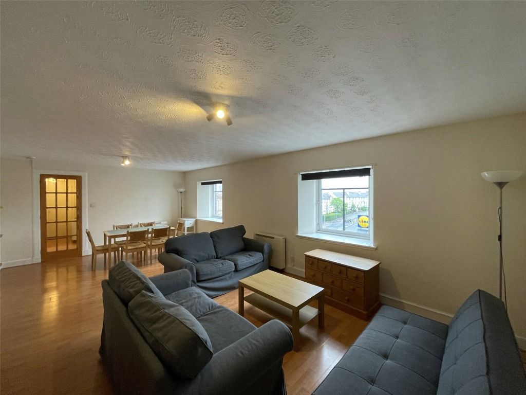 Property photo 2 of 8 Photo 2