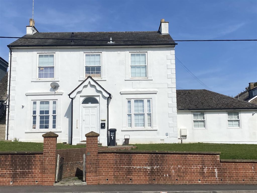 Property photo 1 of 4 Main Front Exterior