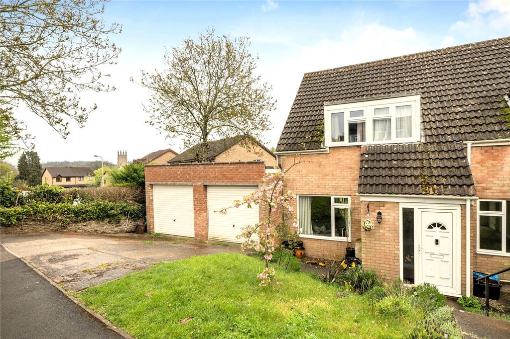 Property photo 1 of 21 Picture No. 04