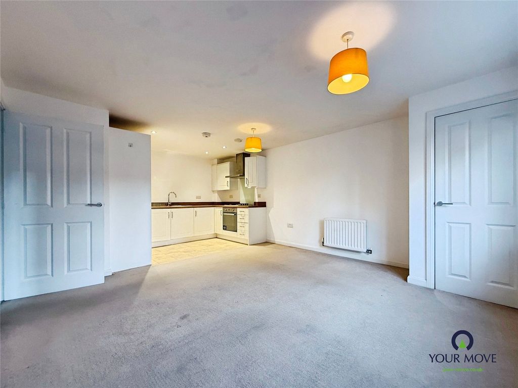 Property photo 3 of 8 Picture No. 11