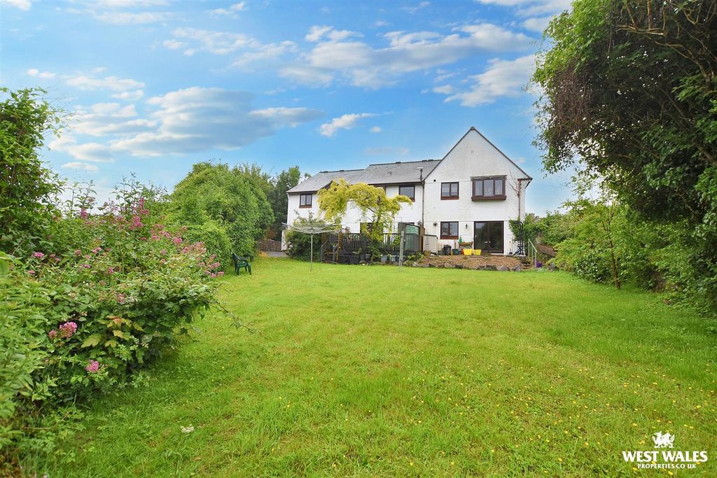 Property photo 1 of 13 12 (52).Jpg