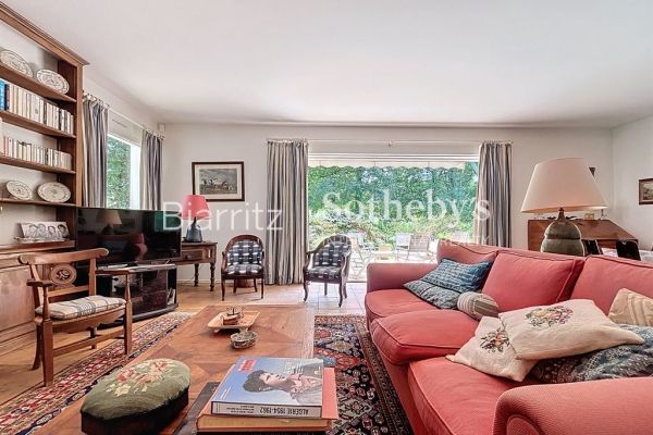 Property photo 2 of 7
