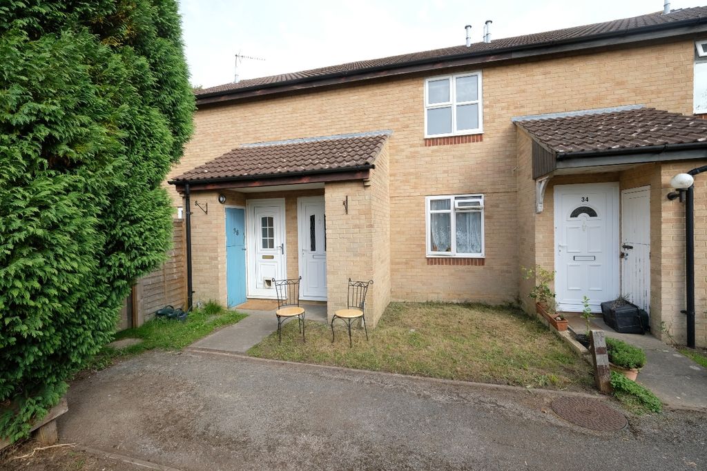 Property photo 1 of 8