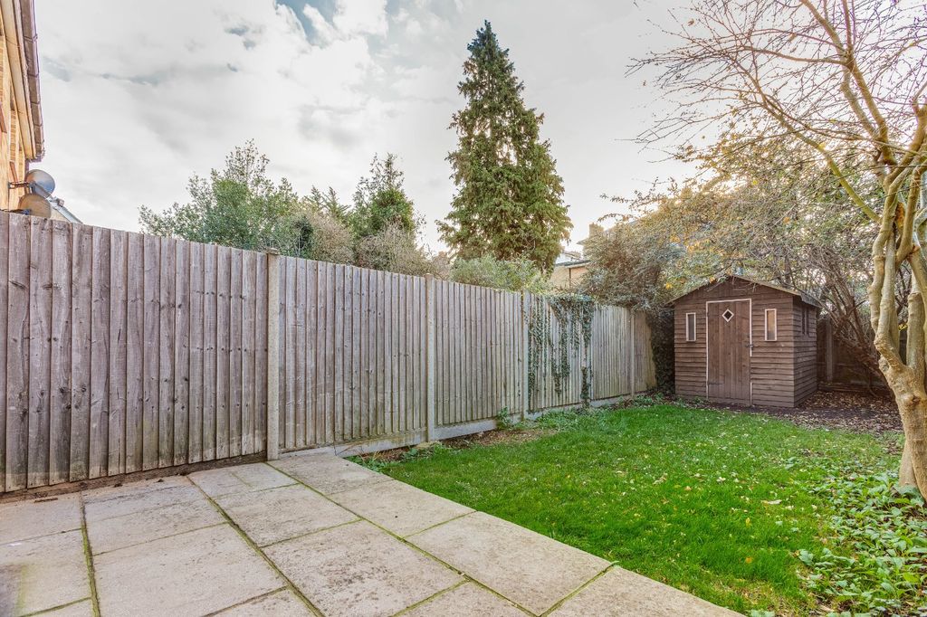 Property photo 2 of 7