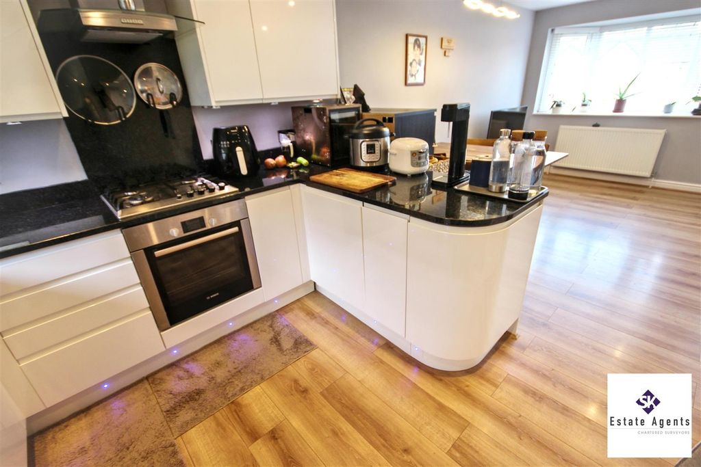 Property photo 2 of 28 Open Plan Kitchen/Lounge/Diner