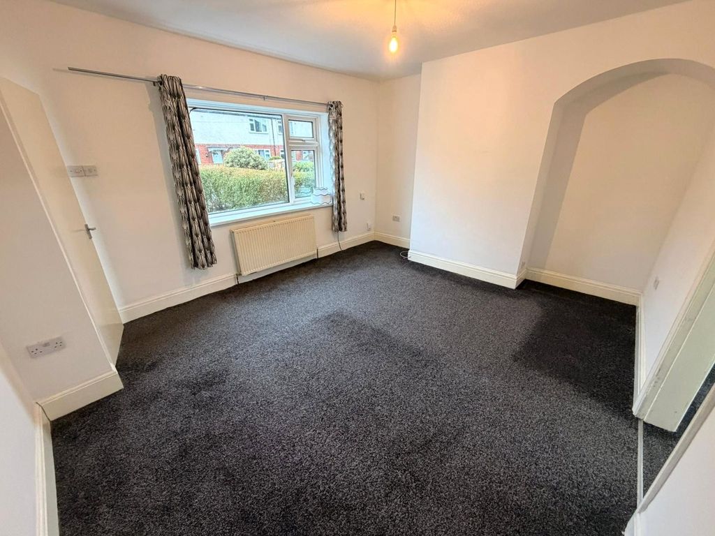 Property photo 2 of 12 Picture No. 04