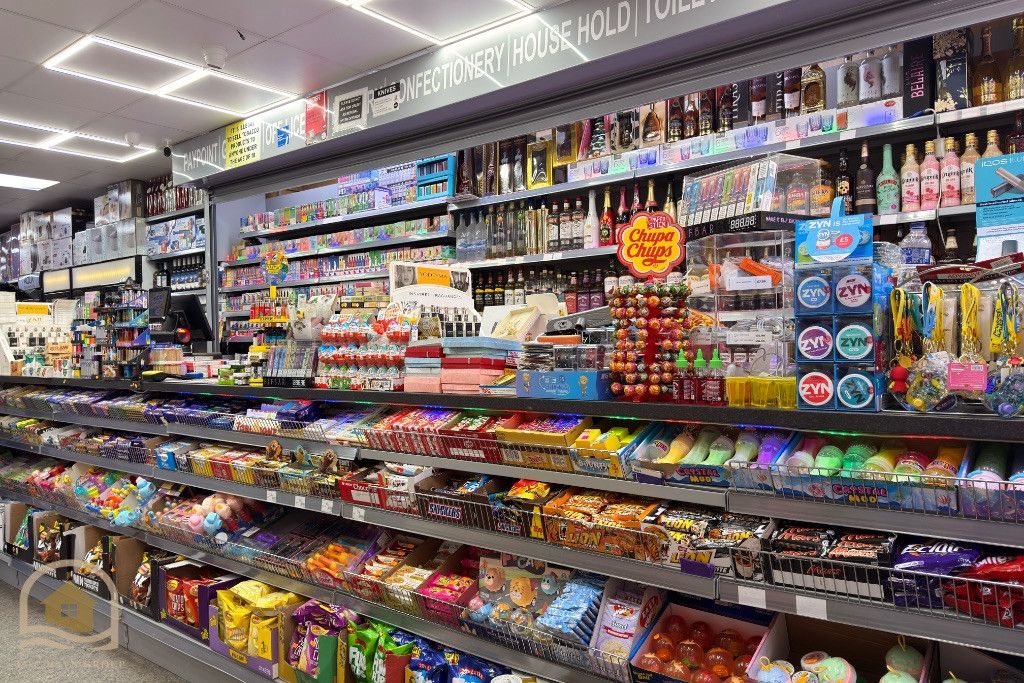 Property photo 2 of 9