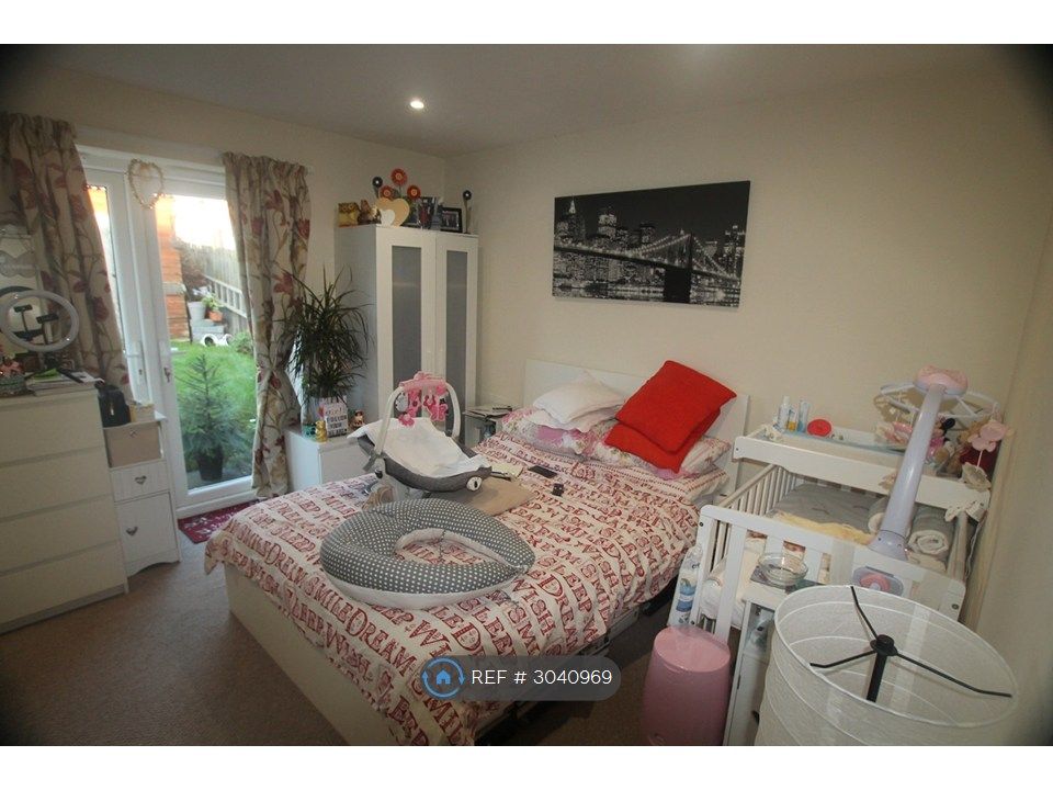 Property photo 3 of 8