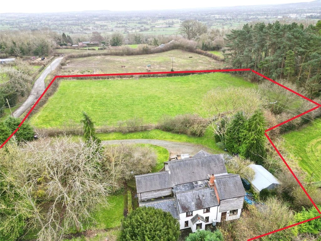 Property photo 2 of 19 Paddock