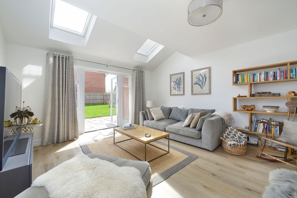 Property photo 2 of 15 Reception