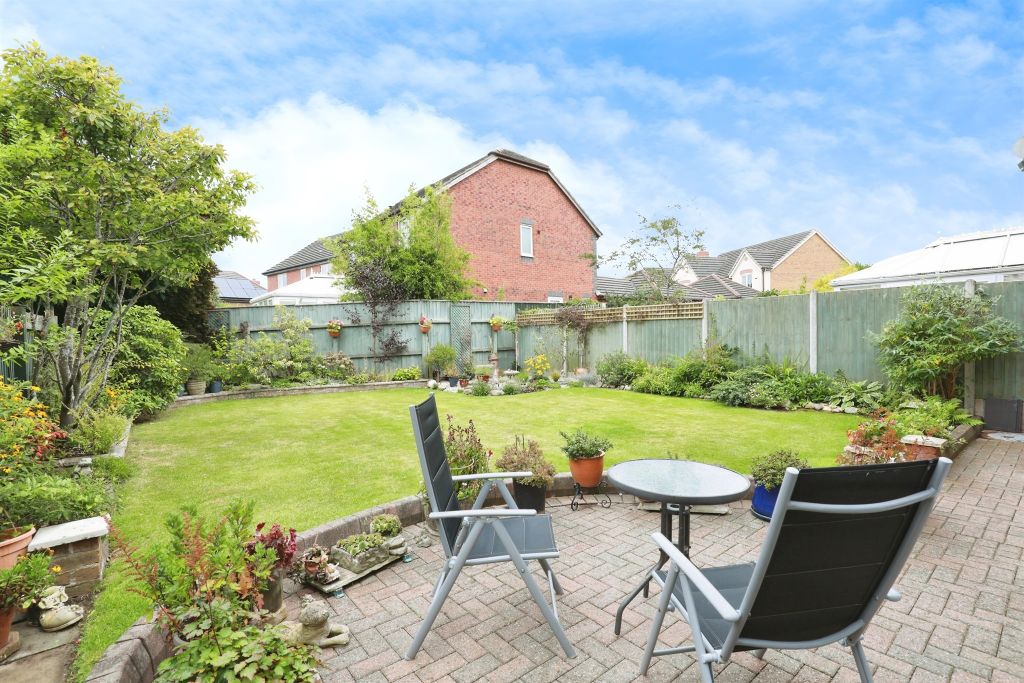Property photo 3 of 17
