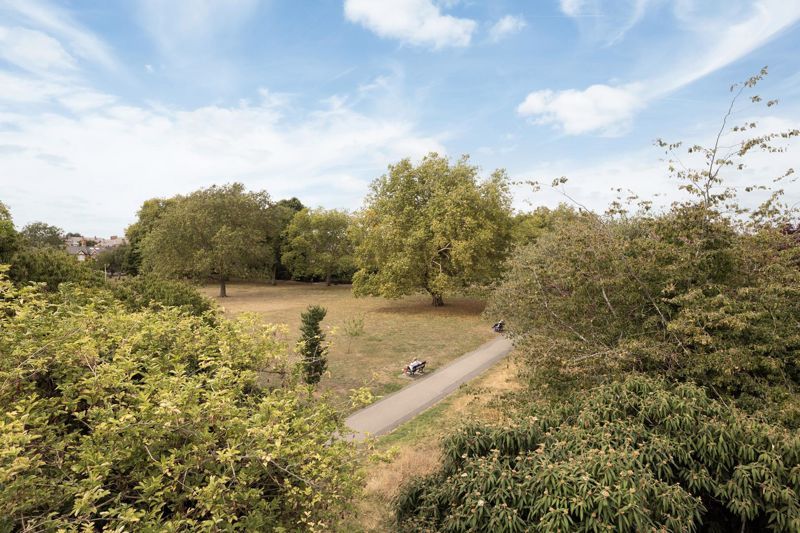 Property photo 3 of 15 Photo 2