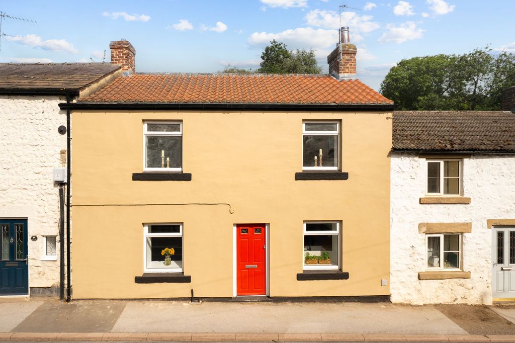Property photo 1 of 34