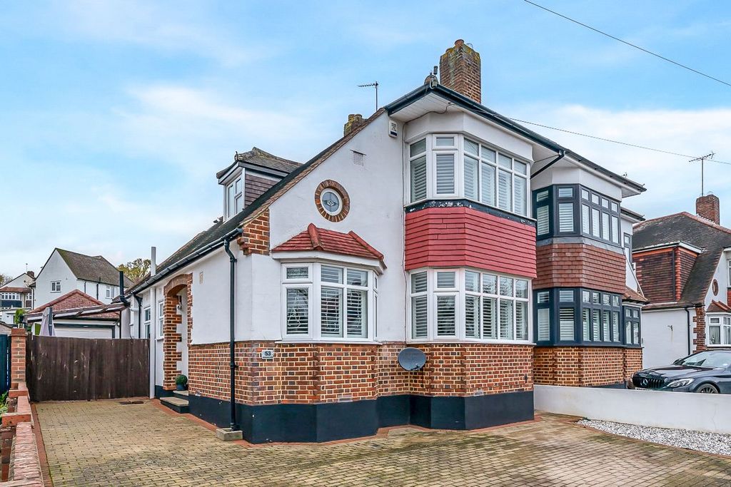 Property photo 1 of 21