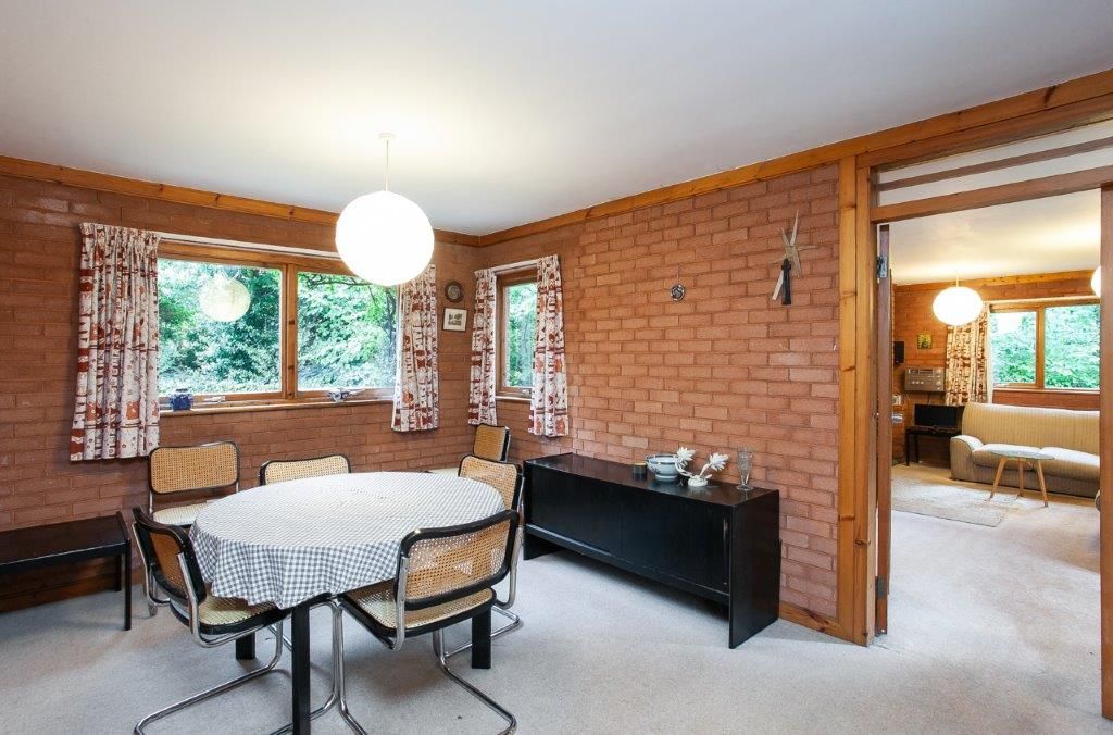Property photo 3 of 27
