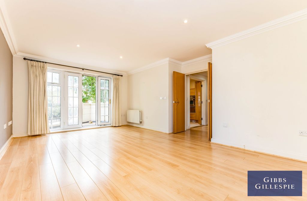 Property photo 2 of 11 2