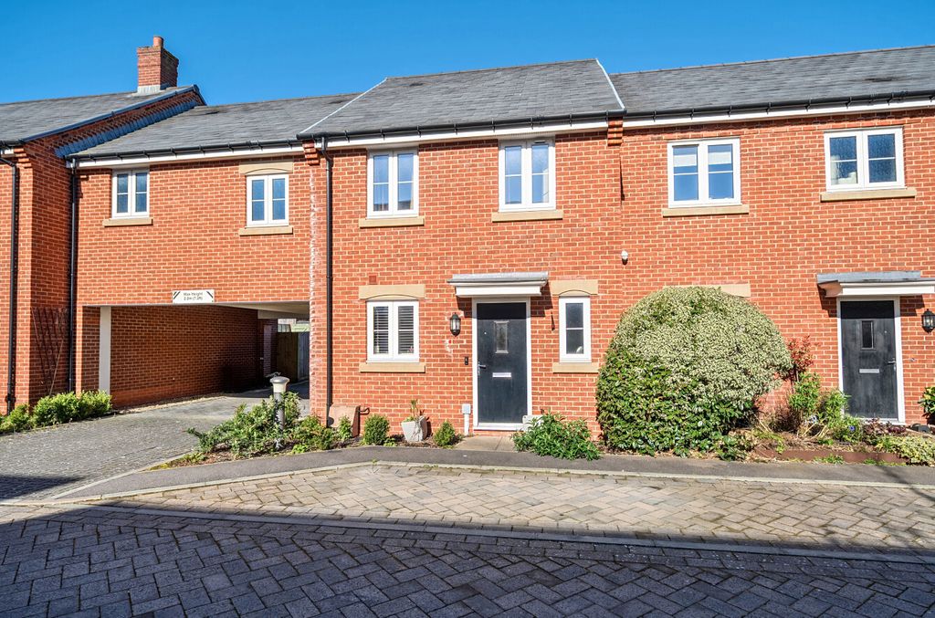 Property photo 1 of 13 1429875-29-69ba80...