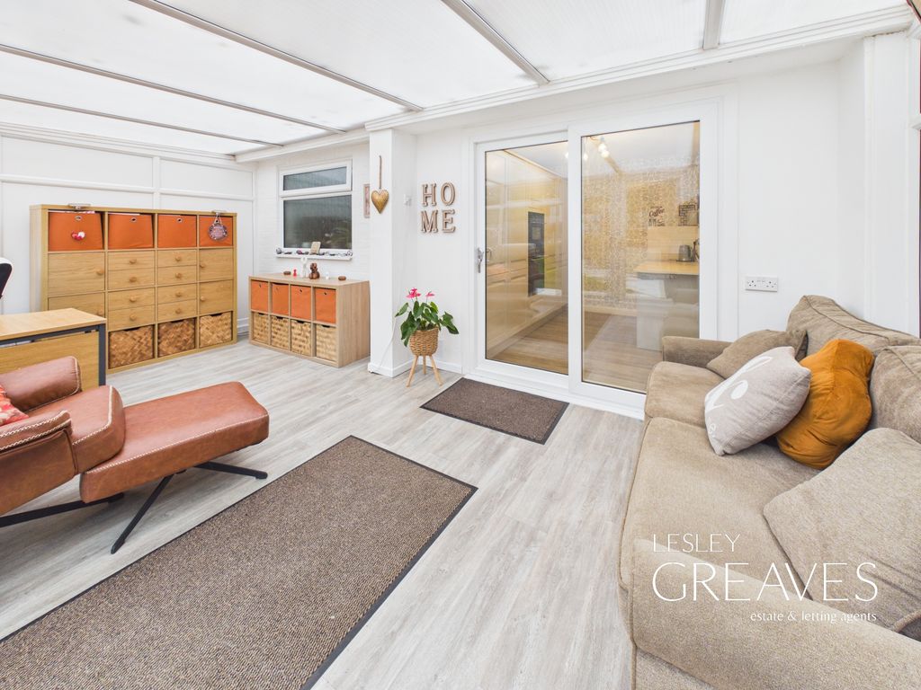 Property photo 3 of 17 Sunroom