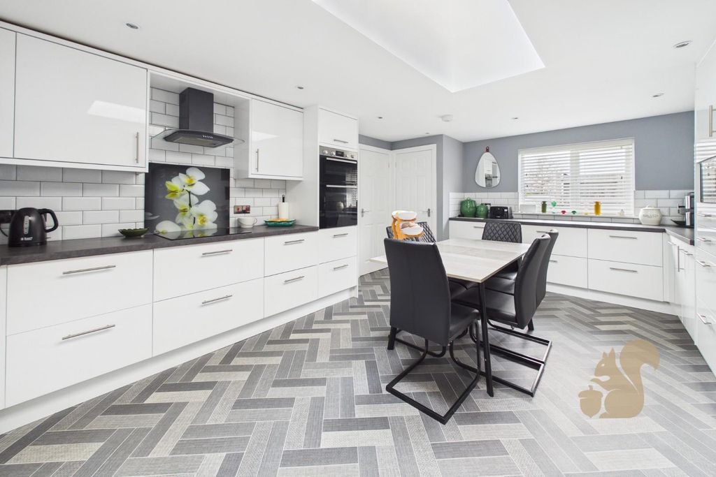 Property photo 1 of 21 Kitchen/Diner