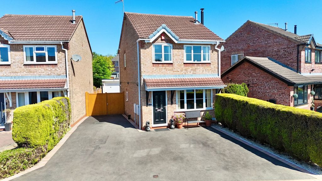 Property photo 1 of 19