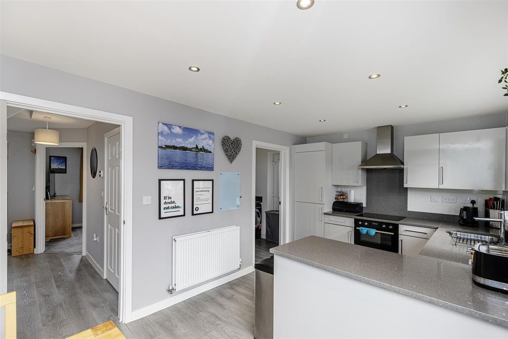 Property photo 3 of 44 Dining Kitchen