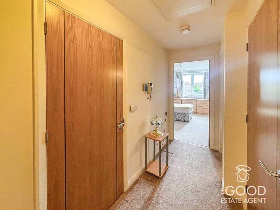 Property photo 2 of 12