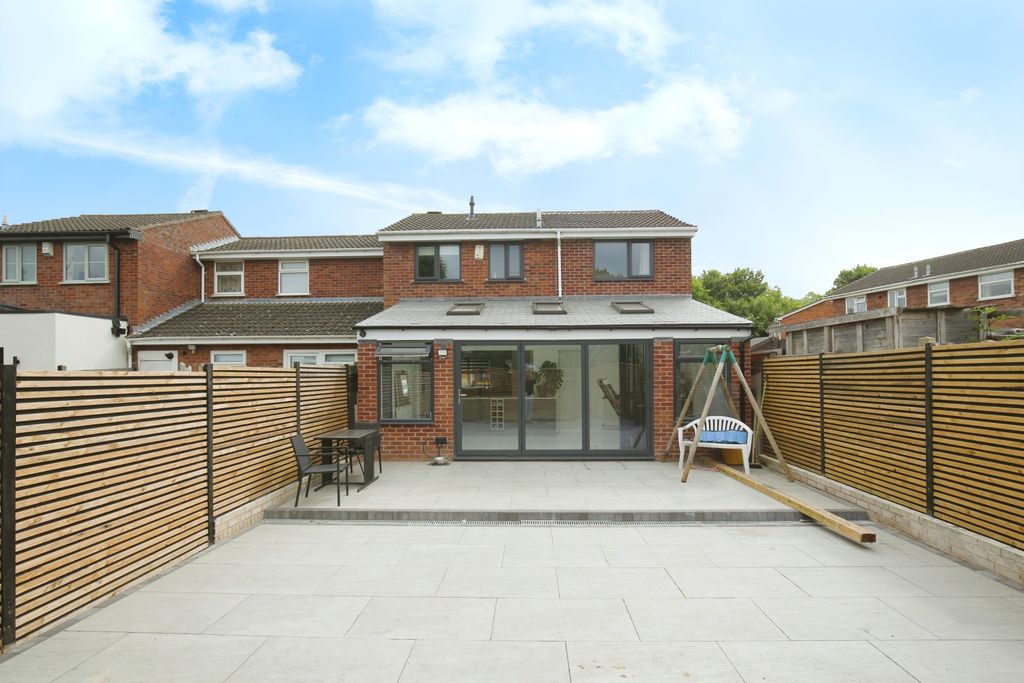 Property photo 2 of 15 A7Fbd1B4-4X8A9283