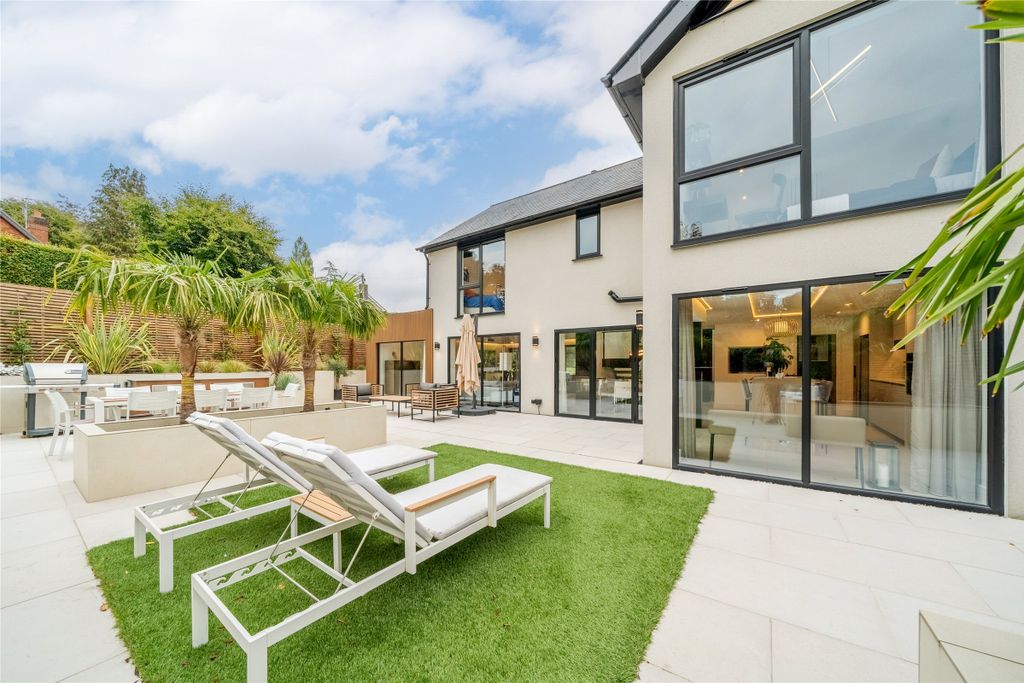 Property photo 1 of 21 Picture No. 09