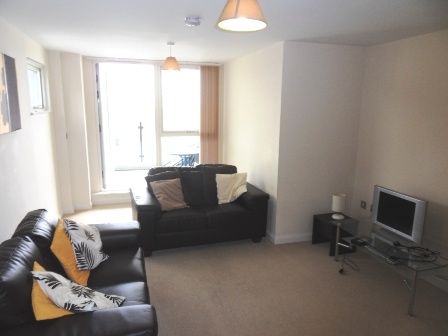 Property photo 2 of 5 Lounge