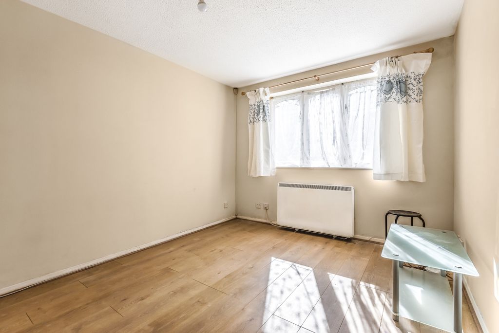 Property photo 3 of 6 Rece1