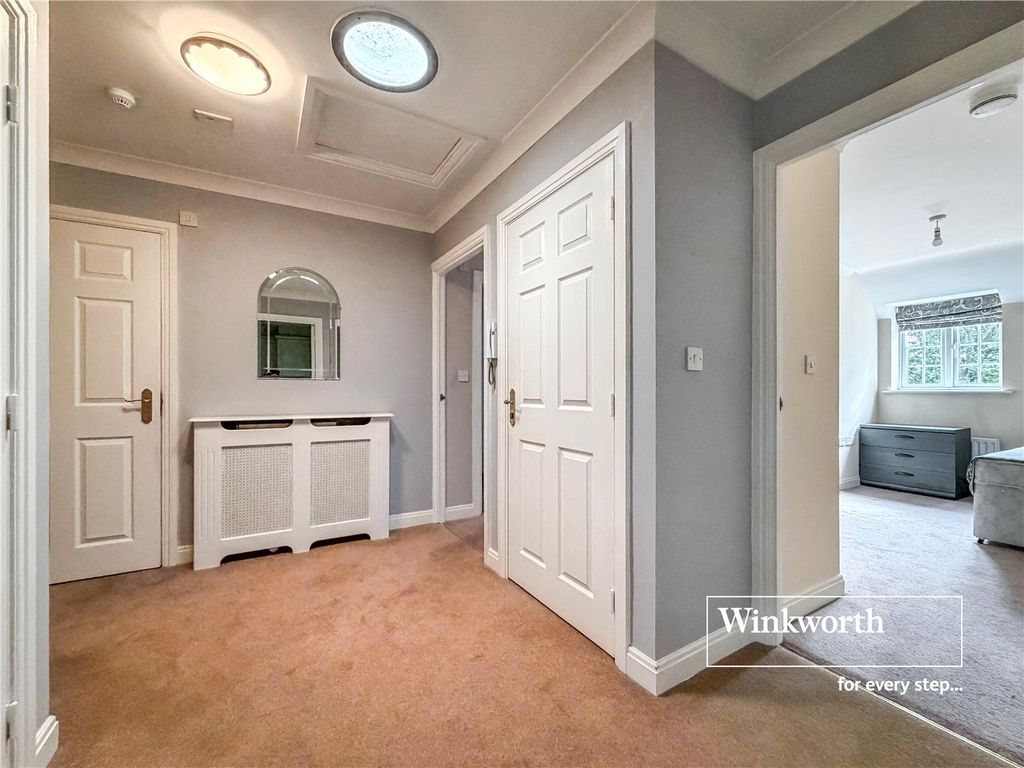 Property photo 3 of 14 Picture No. 05