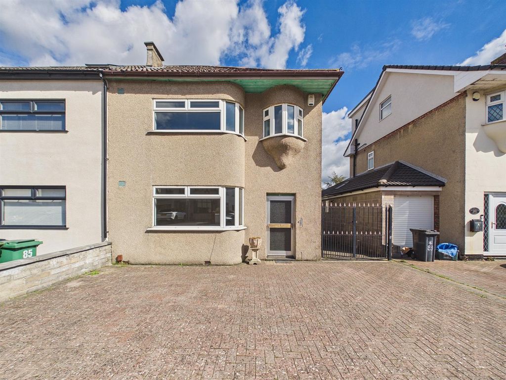Property photo 1 of 14 1 - 3 Bedroom Semi-Detached House With Garage.Jpg