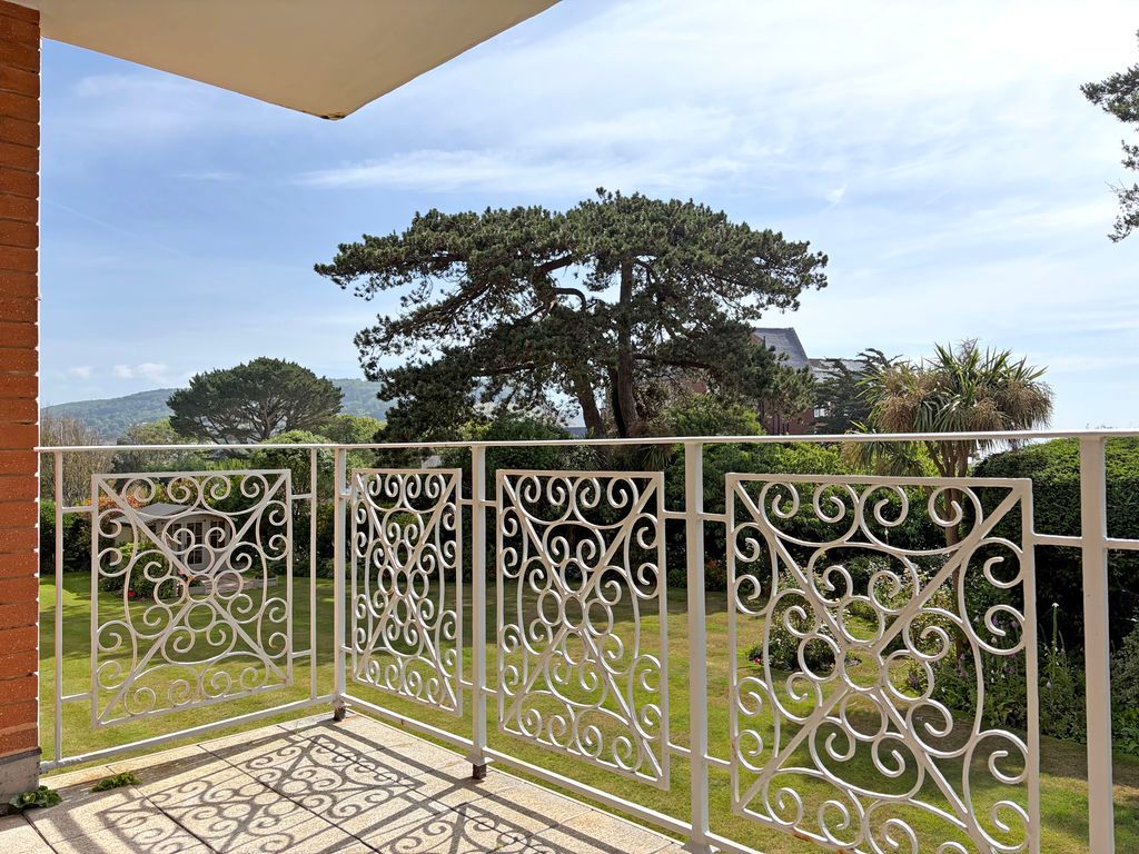 Property photo 2 of 16 Photo 4