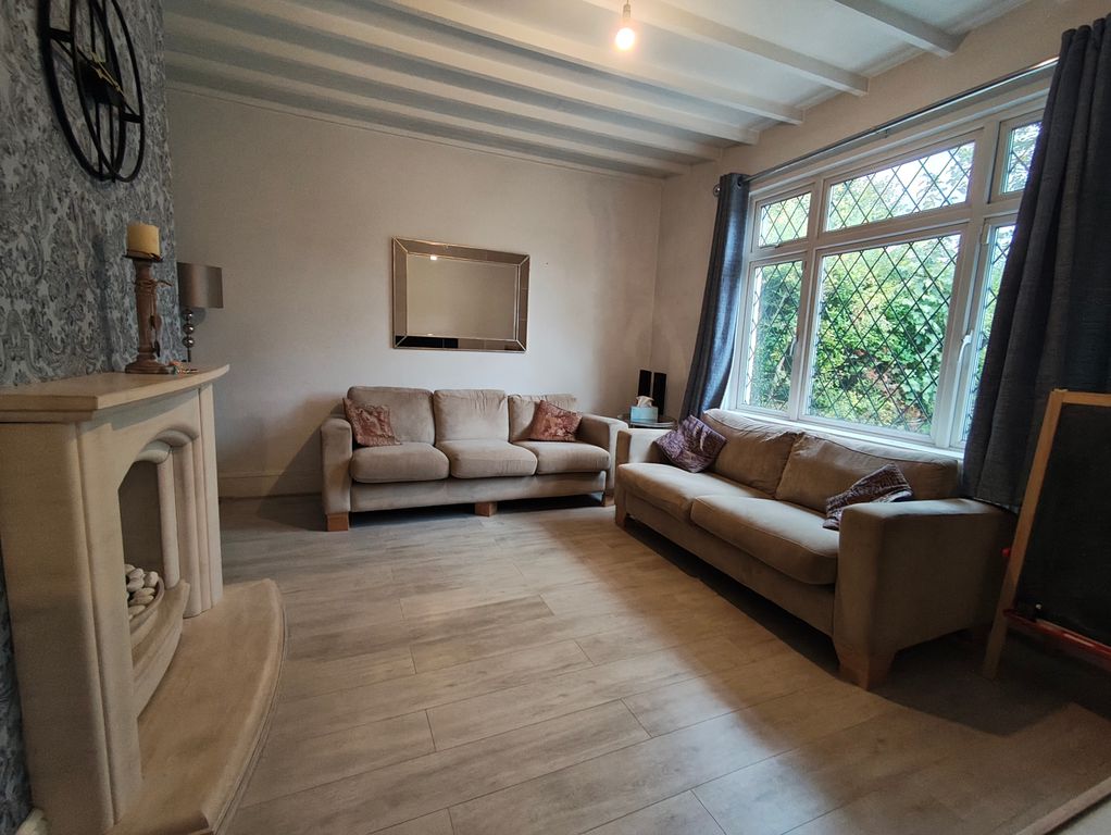 Property photo 3 of 28