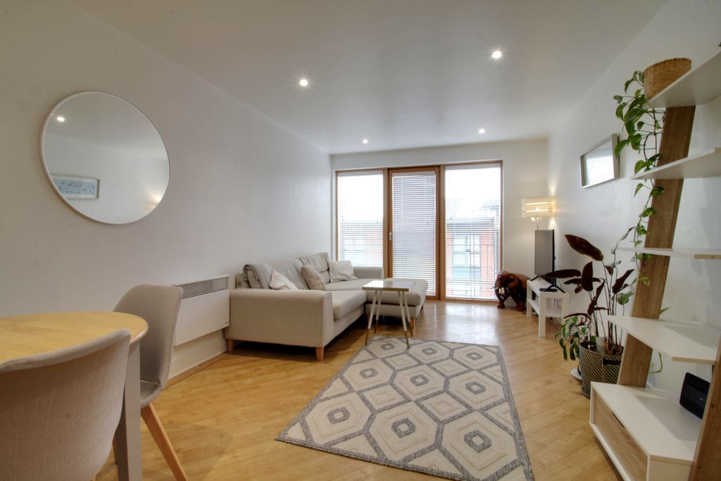 Property photo 2 of 15 Img_6613-Img_6615