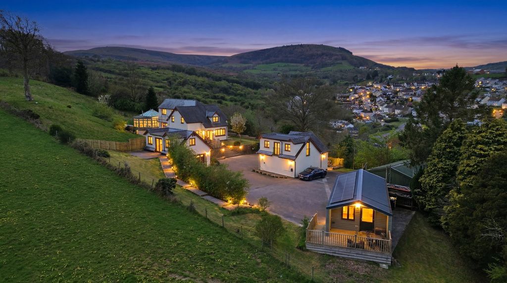 Property photo 1 of 46