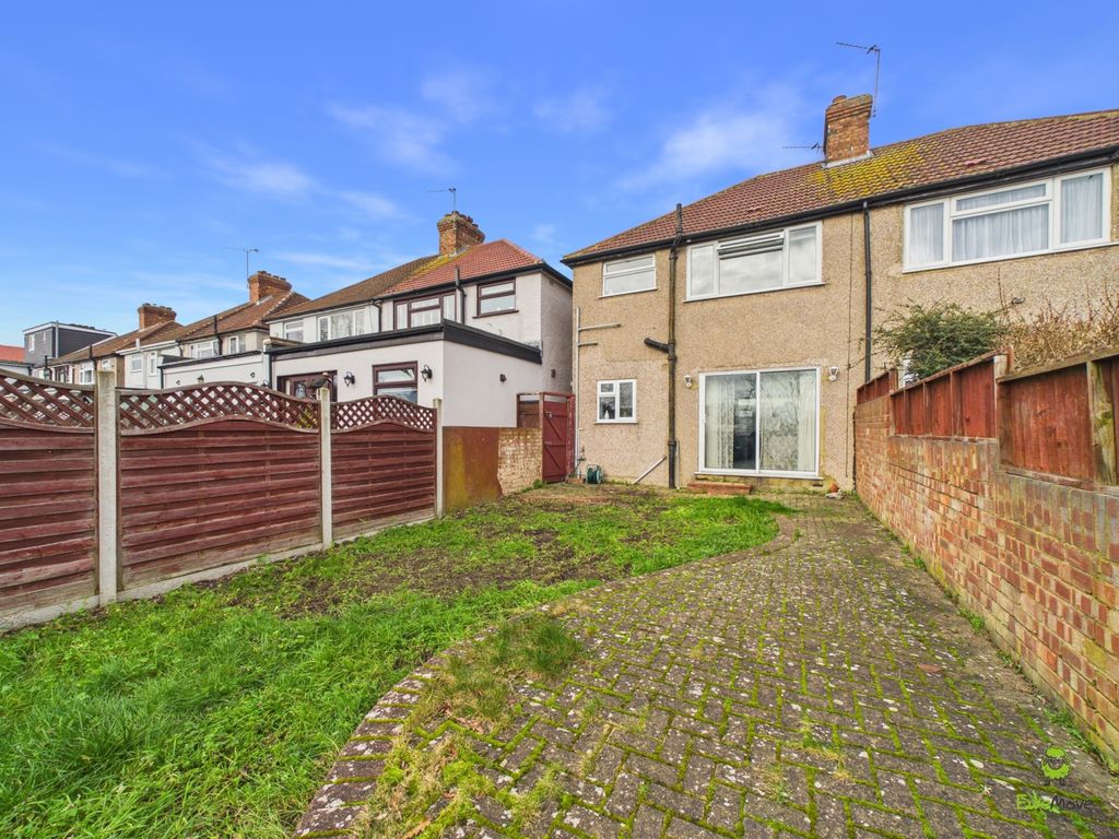 Property photo 2 of 16 Presented By Kevin At Ewemove Bexleyheath And Dart