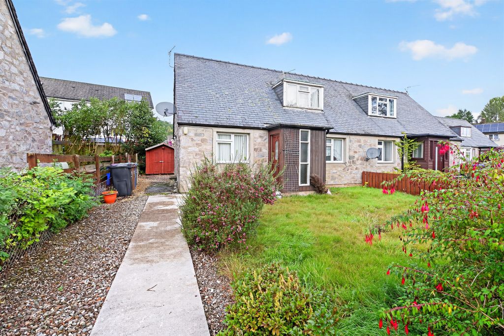 Property photo 1 of 18