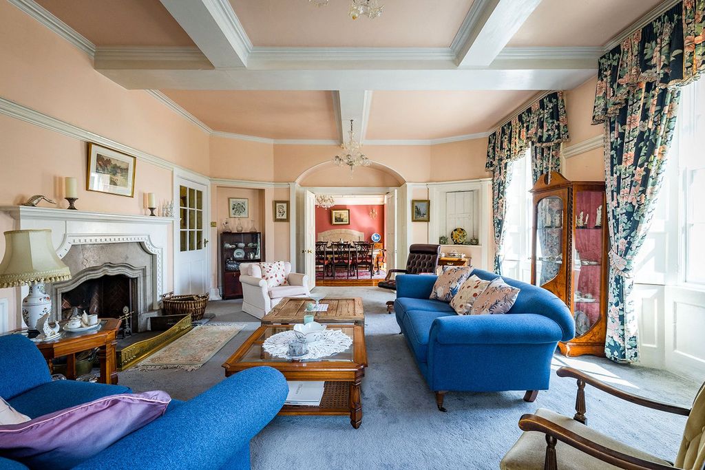 Property photo 2 of 28 Drawing Room