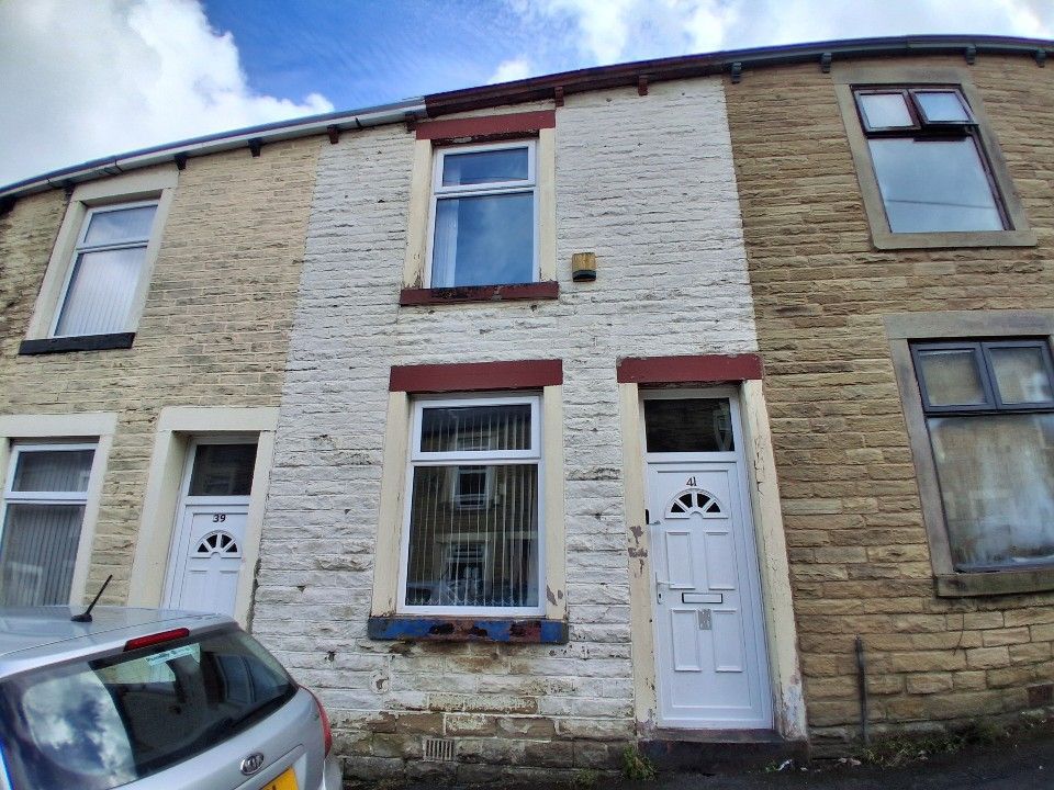Property photo 1 of 16