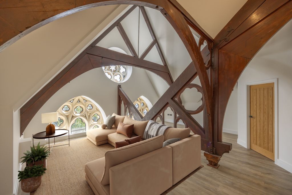 Property photo 1 of 19