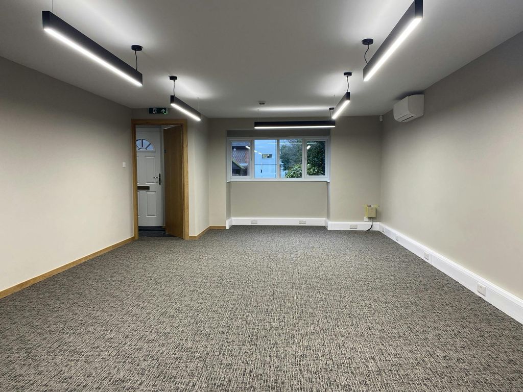 Property photo 2 of 8 Web Img_9564.Jpeg