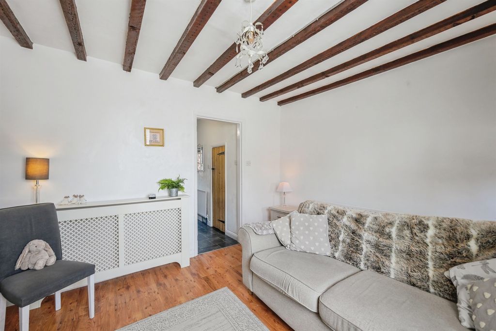 Property photo 3 of 17