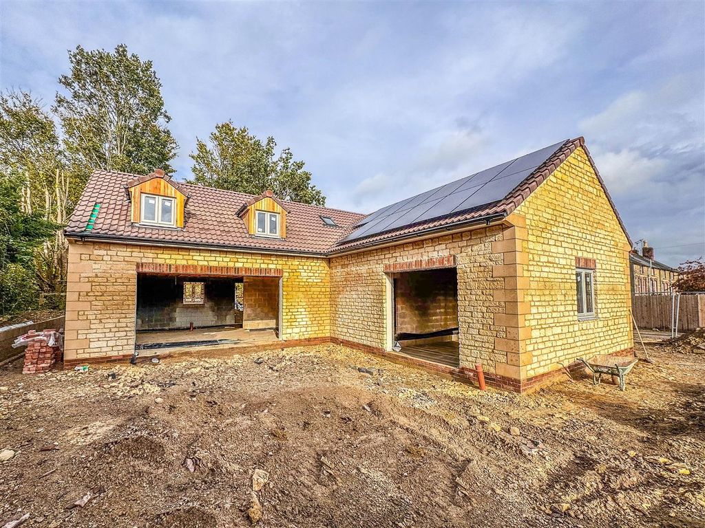 Property photo 2 of 6 Rear Photo.Jpg